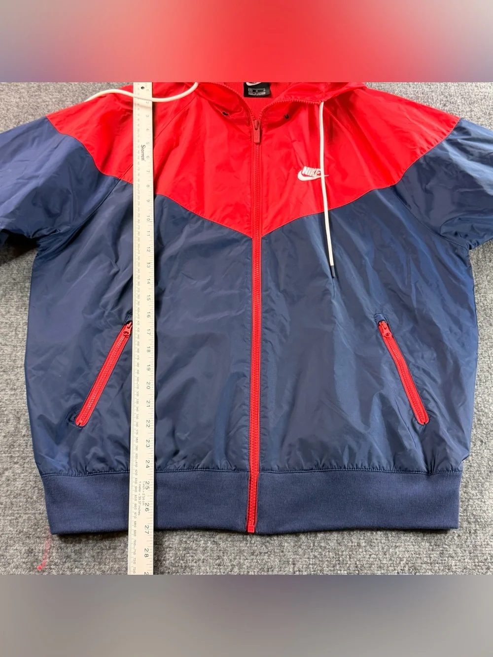 Nike Men’s Medium Windrunner Red Navy Hooded Full Zip Jacket